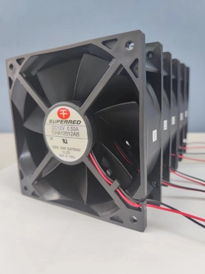 Θερμοπλαστικός PBT θόρυβος 39-60DB ανεμιστήρων ψύξης κεντρικών υπολογιστών UL 94v-ο