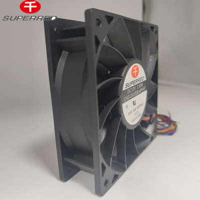Πλαστικό PBT DC ψύκτης ανεμιστήρα τετραγωνικό σχήμα με ρουλεμάν / ρουλεμάν