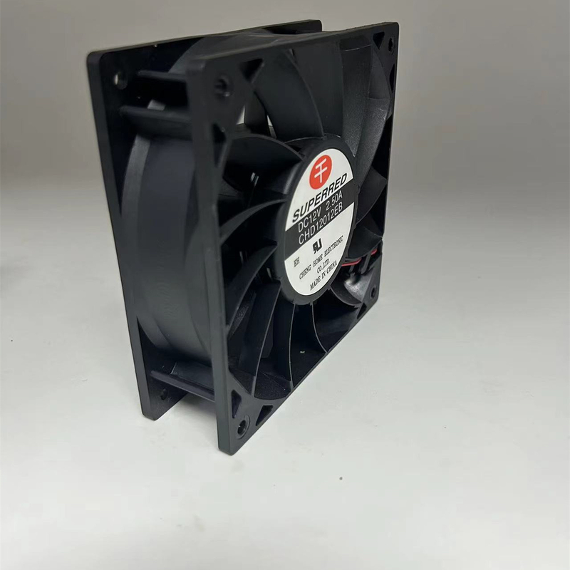 Προσαρμοσμένα 120 X 120 X 38mm μαύρο πλαστικό PBT 94V0 πλαίσιο ΣΥΝΕΧΩΝ ανεμιστήρων